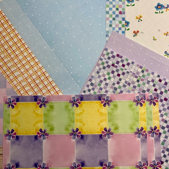 20 12x12 coordinating scrapbook pages with 10 pack refill pages - Picture 1 of 7